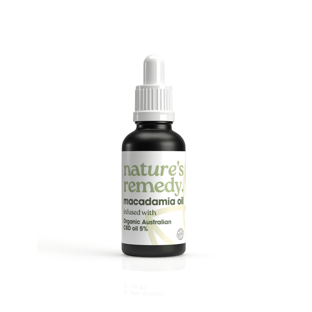Hemp in Macadamia Oil 5% - Macadamia_591b1f91-8cfd-40a0-acd8-a7e322c8006f