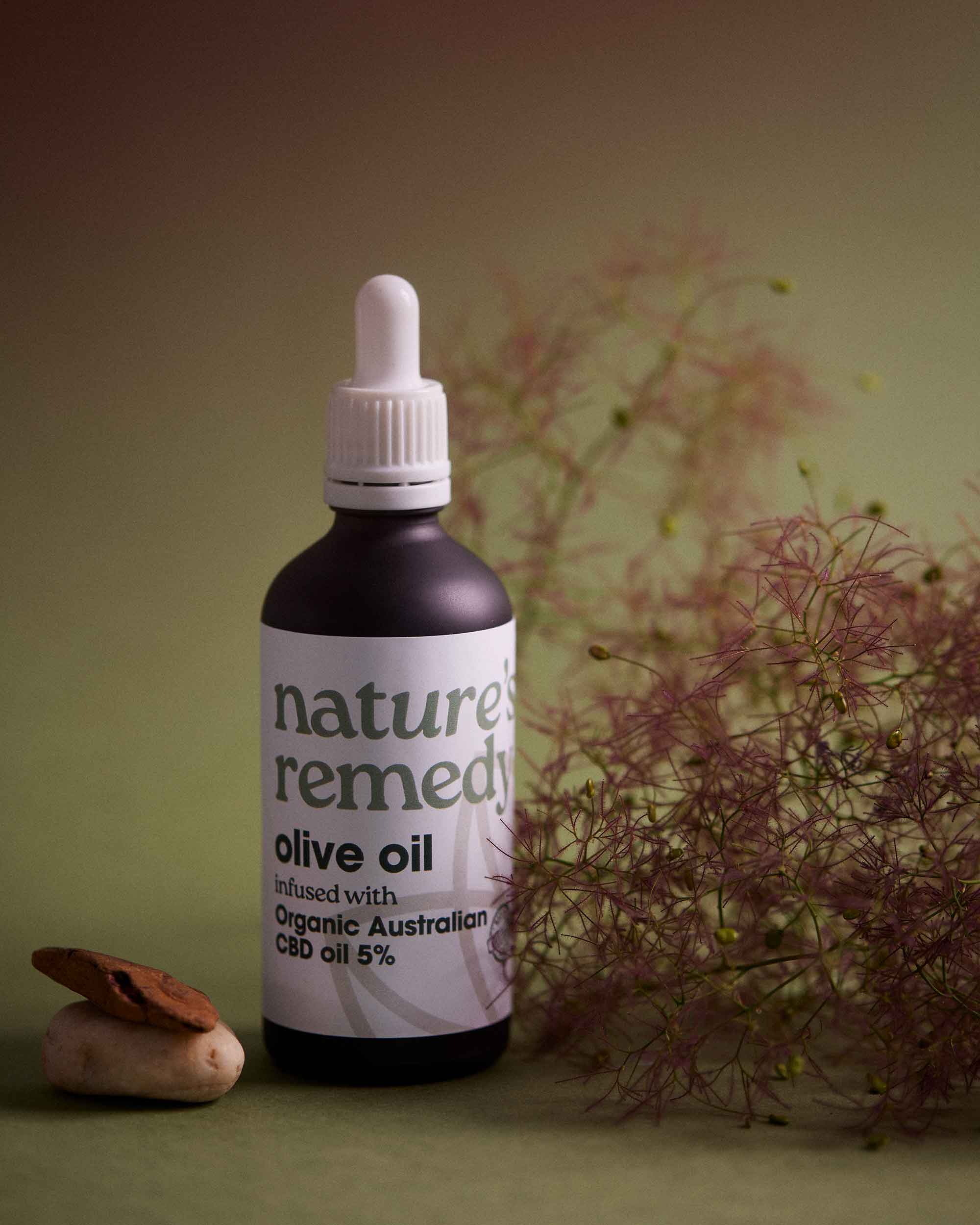 CBD in Olive Oil 5% - 251030_SHOT_2419_1b5e179f-bdb7-42e1-b5c5-dea3583ff8b6